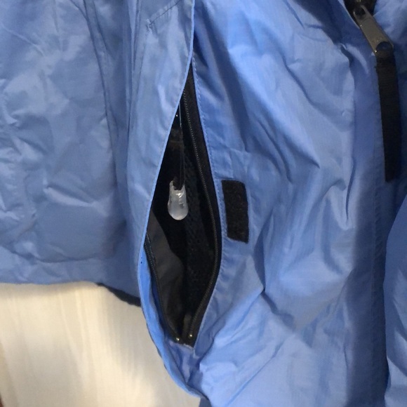 Retro Sierra Design rain coat - Picture 4 of 10